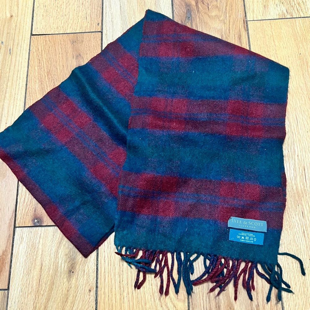 Lyle & Scott 100% cashmere Men's Red and Black Scarf